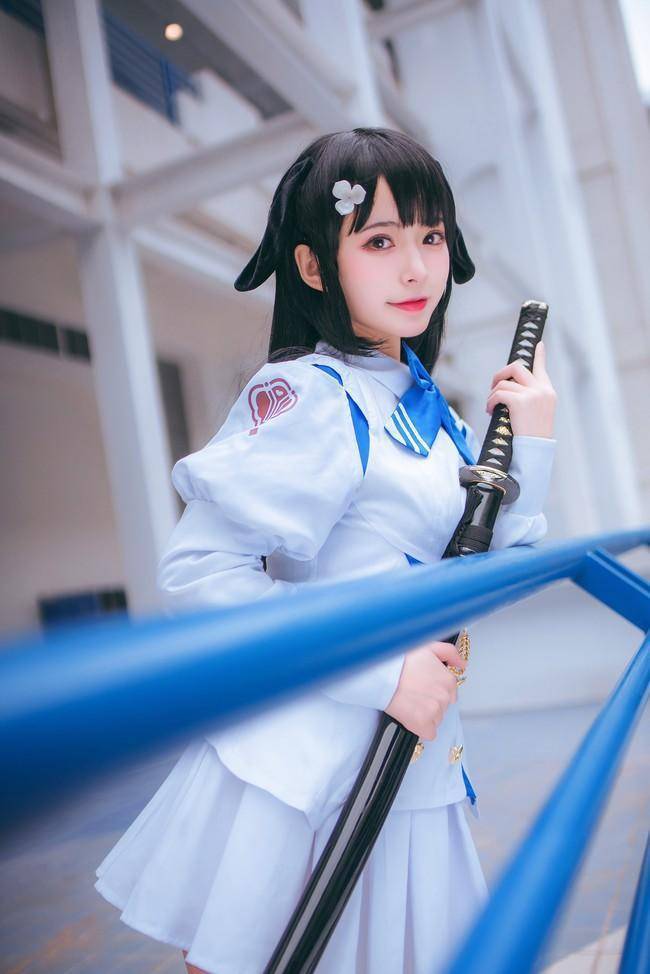 每日图鉴大赏清纯女生cos舰娘鸟海酱紫的萌妹舰娘你喜欢吗