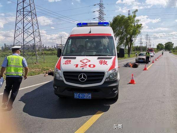 梅河口市公安局交警大队开展四位一体交通事故应急救援演练