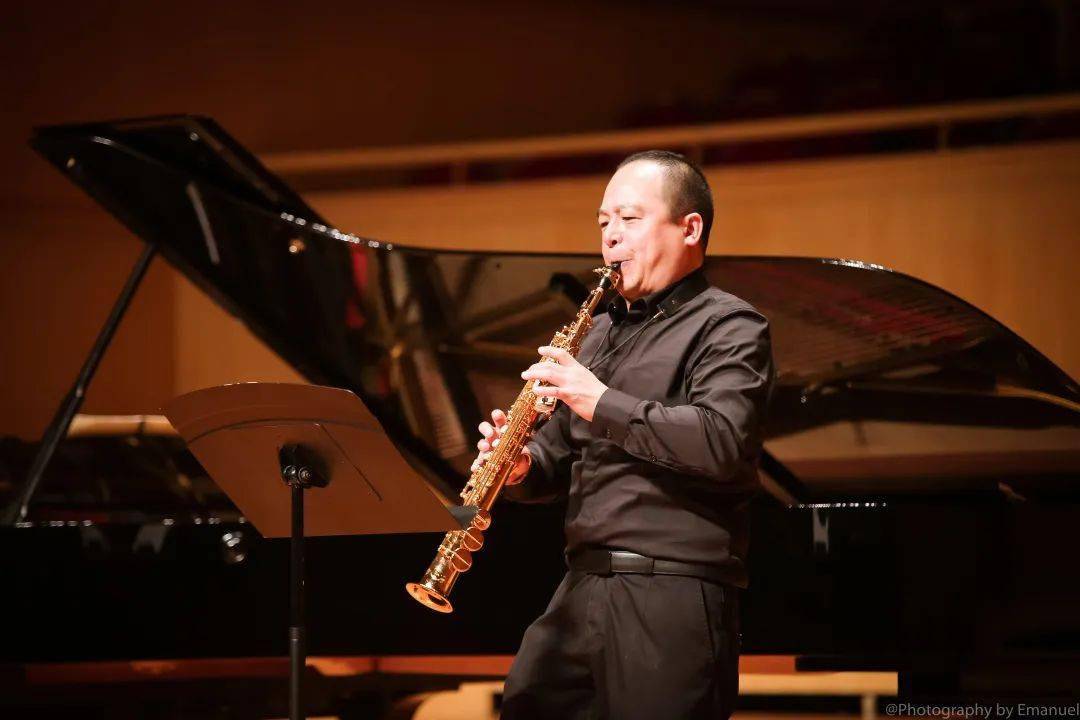 今晚直播武音演艺学院副院长敖坤分享学习萨克斯管的那些事儿