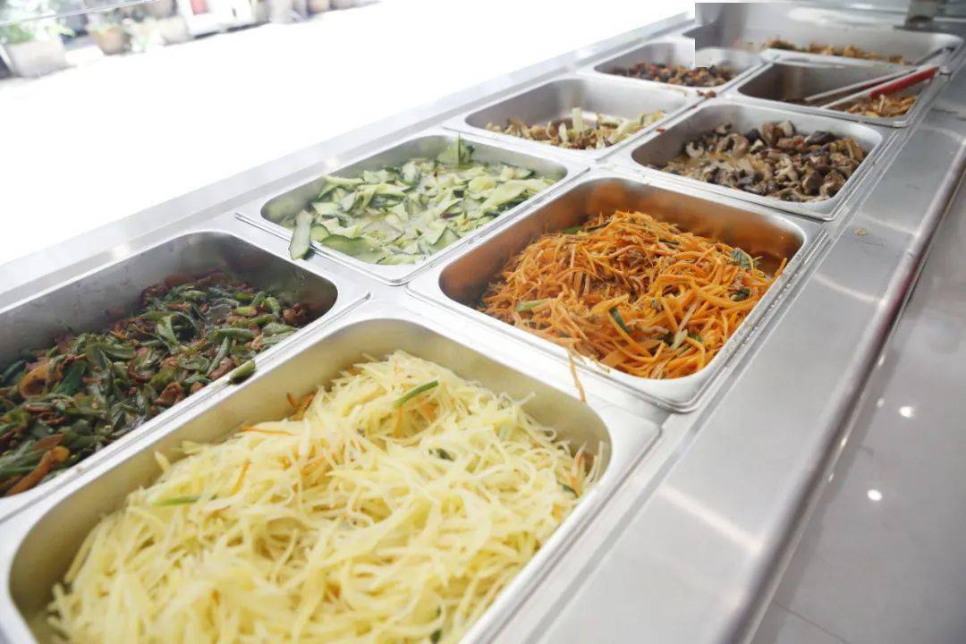 舌尖上的幸福今日常德市首家酒店式医院食堂正式营业