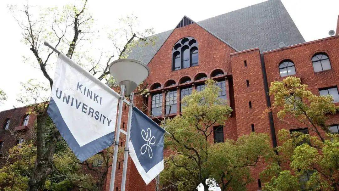 桌上放金枪鱼防三密近畿大学出台另类防疫对策引热议