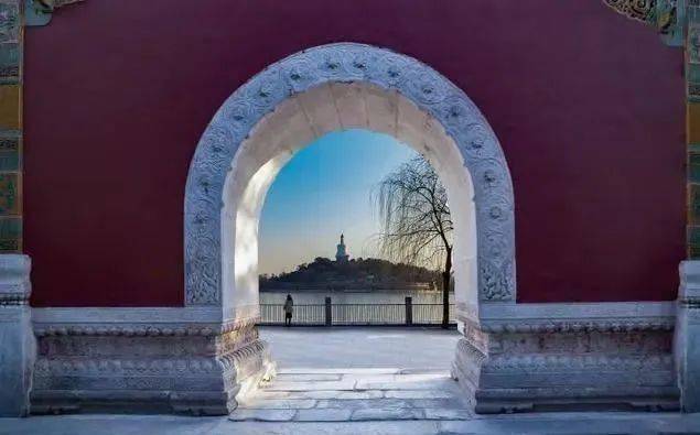 用好这1个构图技巧,帮你照片主体突出有层次!4句摄影口诀详解