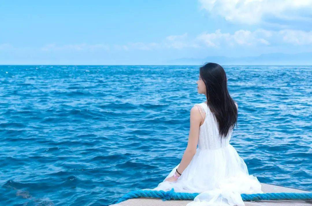 888享海温泉度假酒店高级海景房,赠送价值399元旅拍体验,双人自助