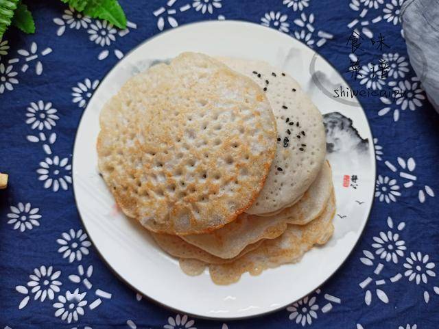 东北锅出溜的做法,给孩子当成零食,松软筋道又好吃,凉了也不硬