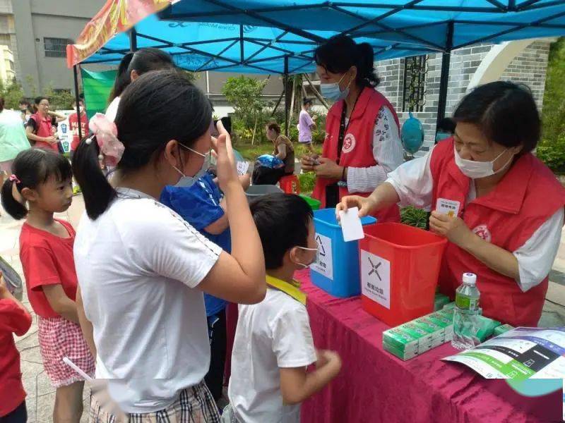 民生無小事代表來議事政府部門直面生活垃圾分類熱點難點為群眾答疑