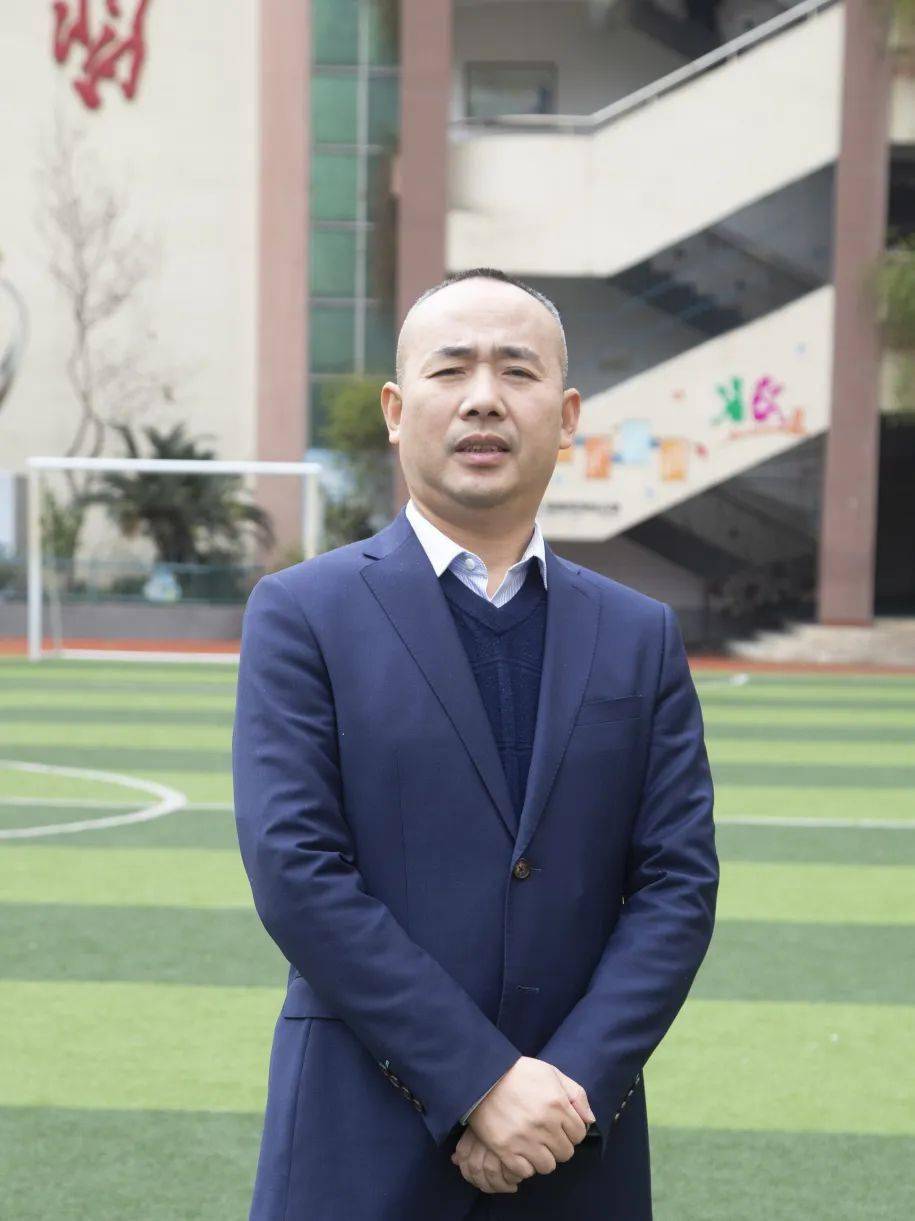 仙桃市沔州小学校长开展"法制教育进校园"活动增强师生法治意识校园