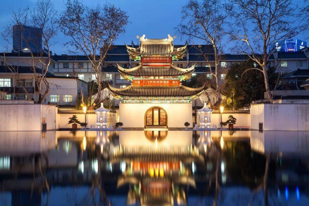 江南佳丽地金陵帝王州新店开业南京奥体中心天合广场亚朵酒店