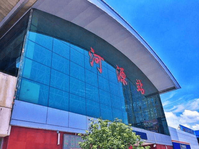 今天起河源火车站实施电子客票一证通行