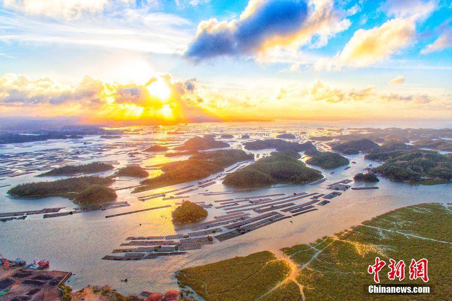 航拍广西钦州七十二泾 百岛交错美轮美奂