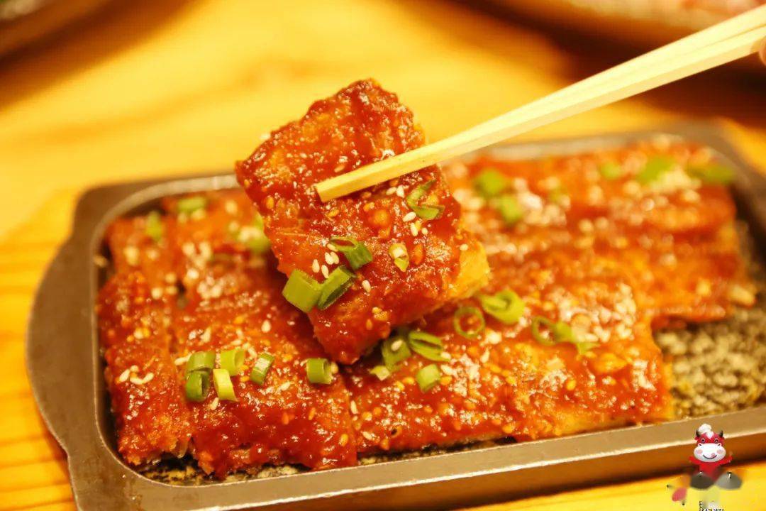 煎明太鱼融合了韩式料理的做法