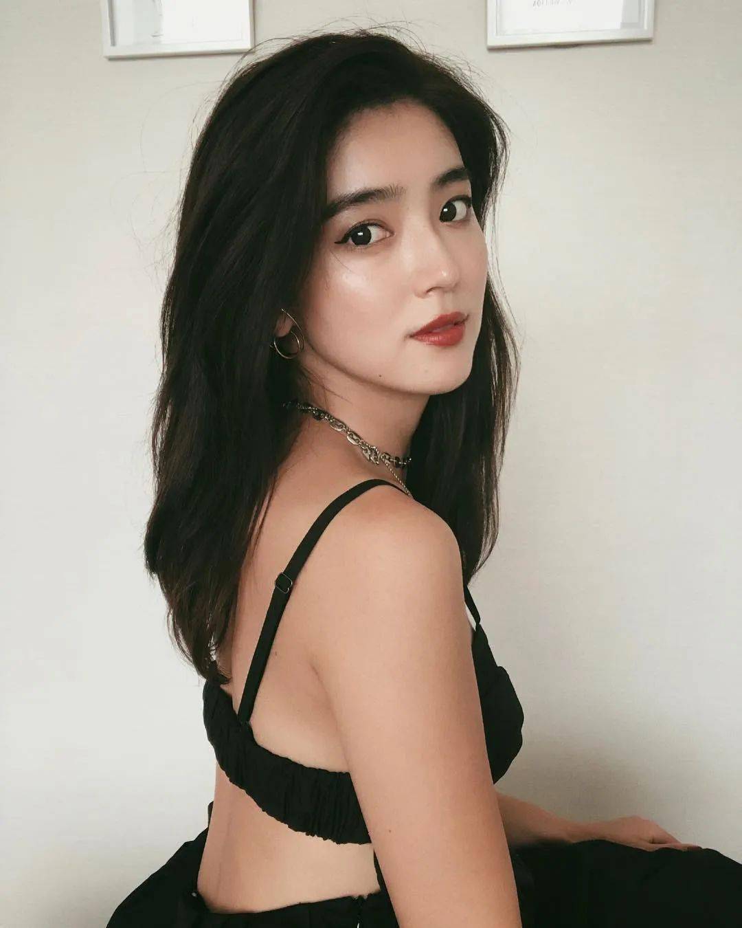 31岁日本王祖贤火爆ins港风神颜撩粉10w