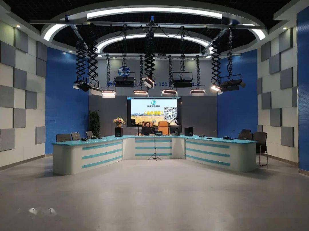 "豪横姐"带你去看最炫酷的直播间