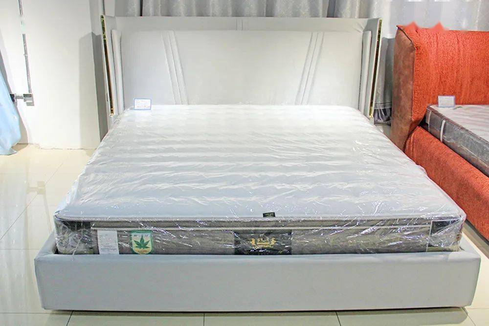 5折,特价除外b-1f皇家马车全场6.8折b-1f全场6.