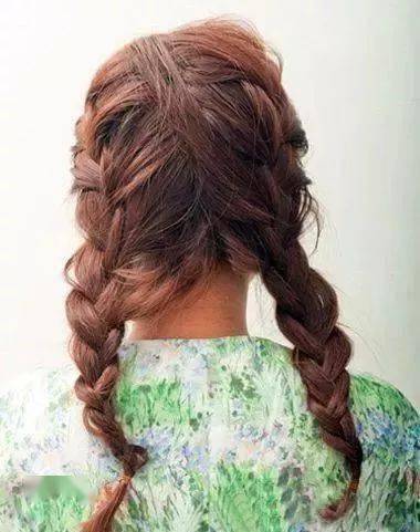 女孩最爱的一款多根蝎子辫发型,无论什么脸型,扎上回头率爆棚!_step