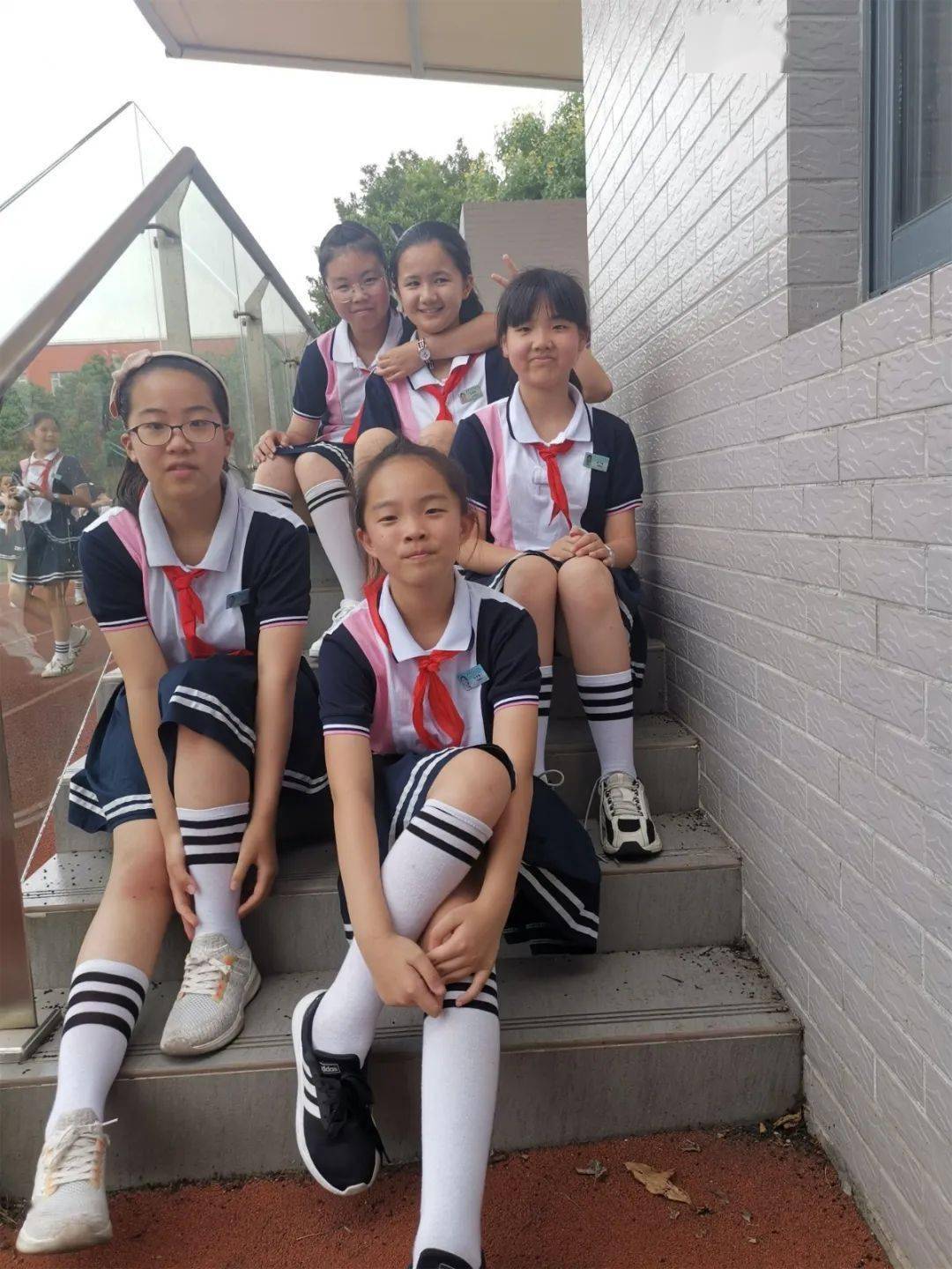 六月花开,我们不散  ——苏民学校举行五年级毕业大联欢