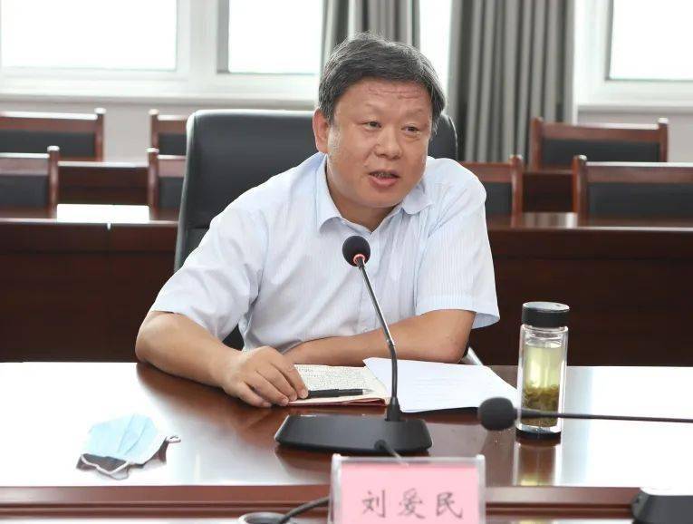 刘爱民表示,中建三局在产业扶贫,资金支持,文化扶贫等方面做了许多卓