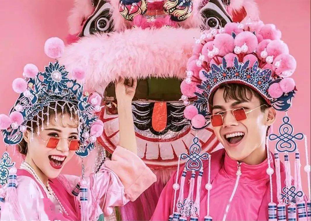 e18ht22n今晚精彩继续国潮派对中国制燥国潮当道万物皆可潮动力火车