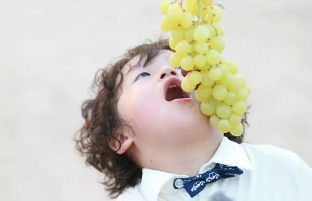 吃葡萄原来有这么多好处