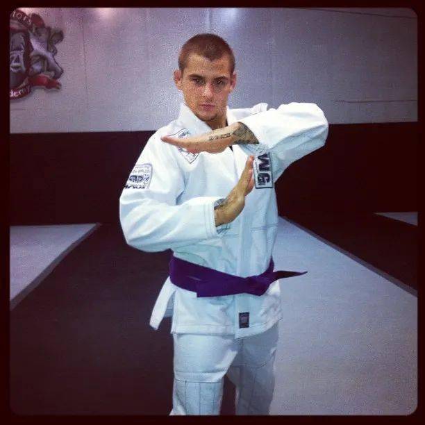 专题| 普瓦里尔:钻石勇士与侠骨热肠