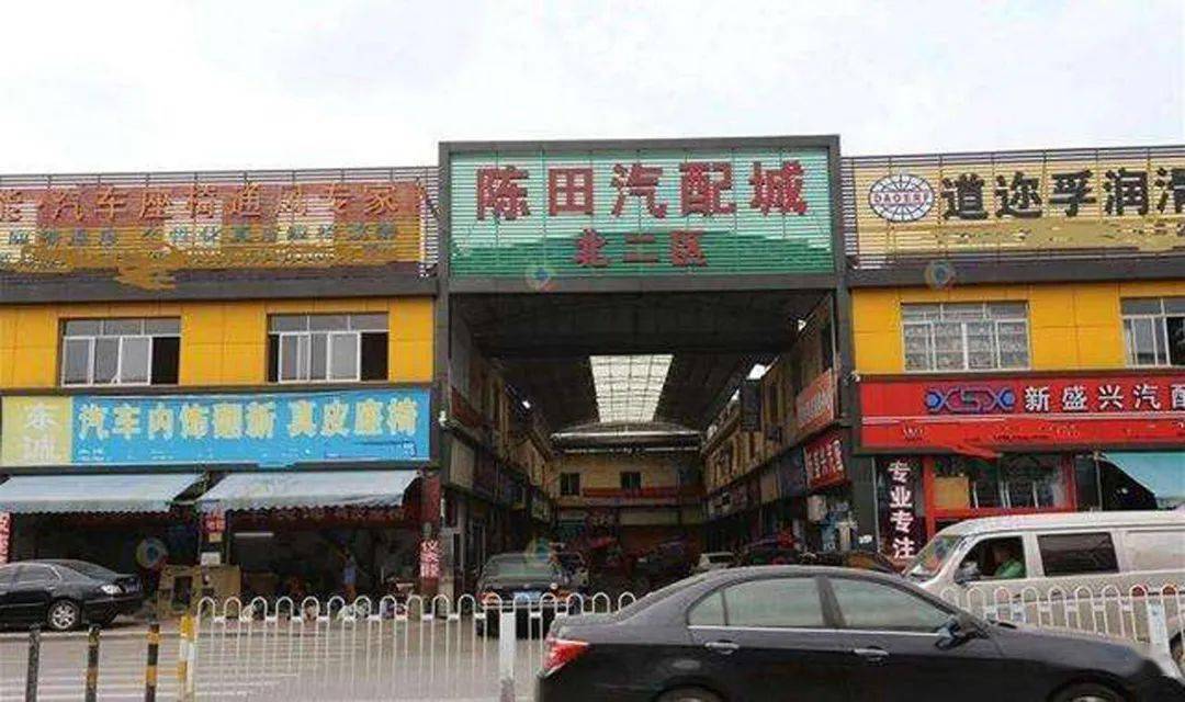 聊聊我国的汽配城改装风格到底有多牛看完令你大开眼界