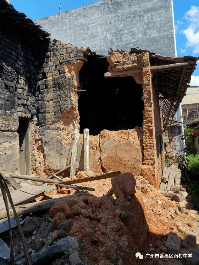 打赢脱贫攻坚战南中党员在行动