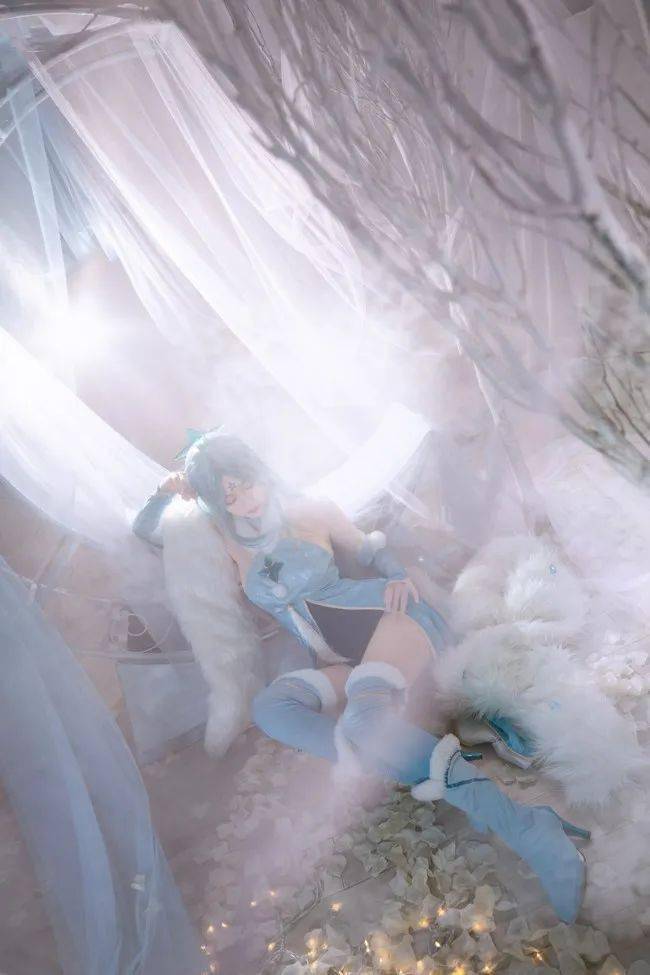 王者荣耀cos四美之王昭君