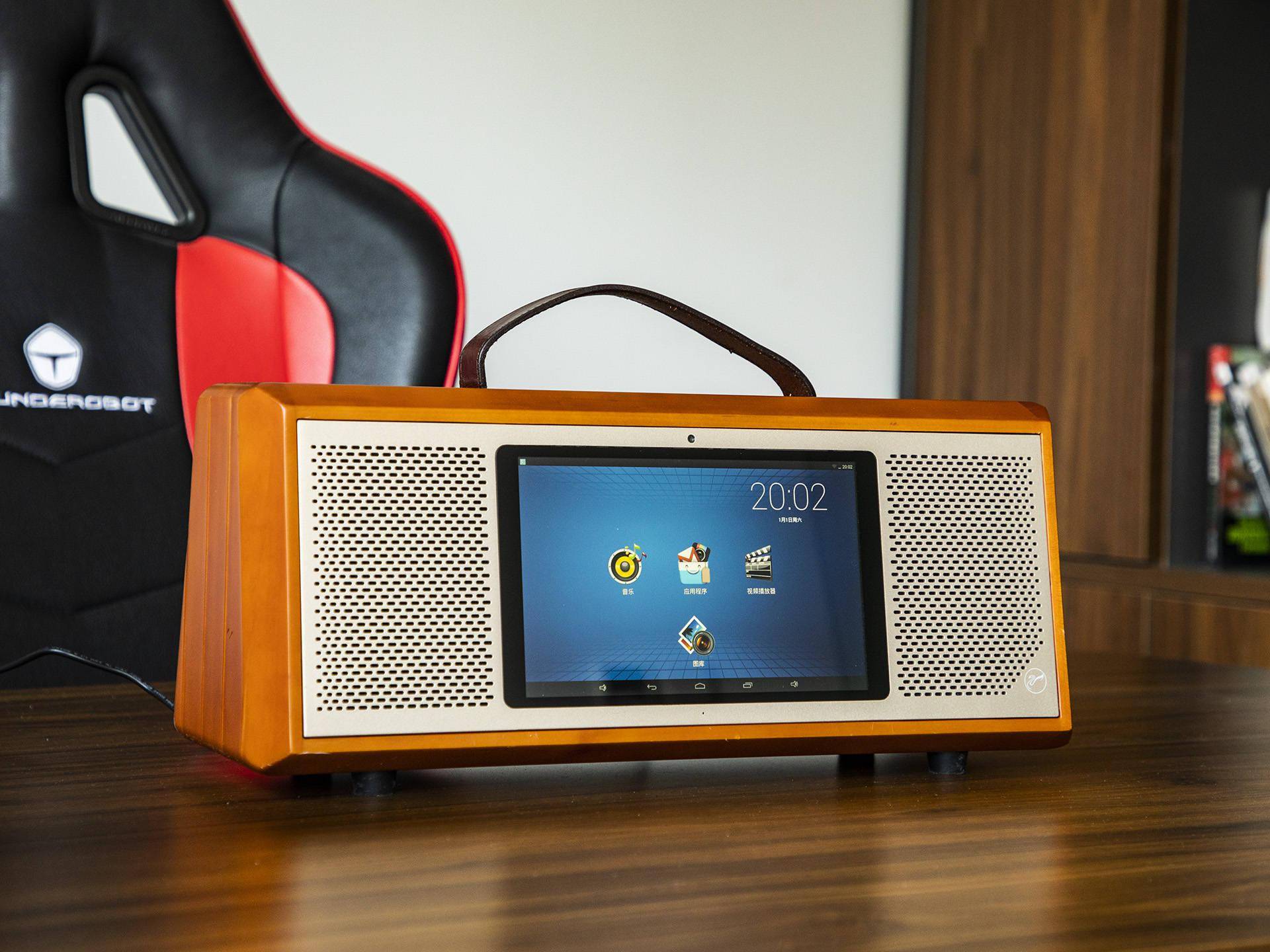 智能操作系统 惠威mc-200一体化智能媒体中心图赏_音箱