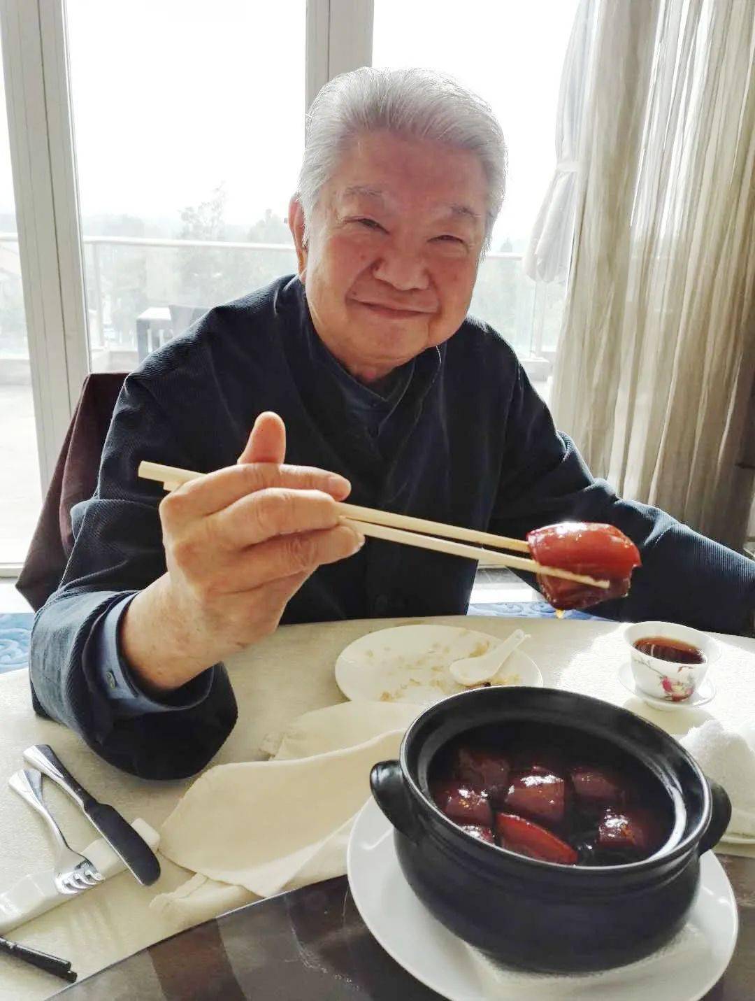 听蔡澜聊美食,我原本狭窄的视野,瞬间被扩展了10倍,20倍,30倍……原来