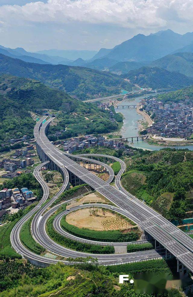 刚刚福州这条42公里高速正式通车直达千年古镇