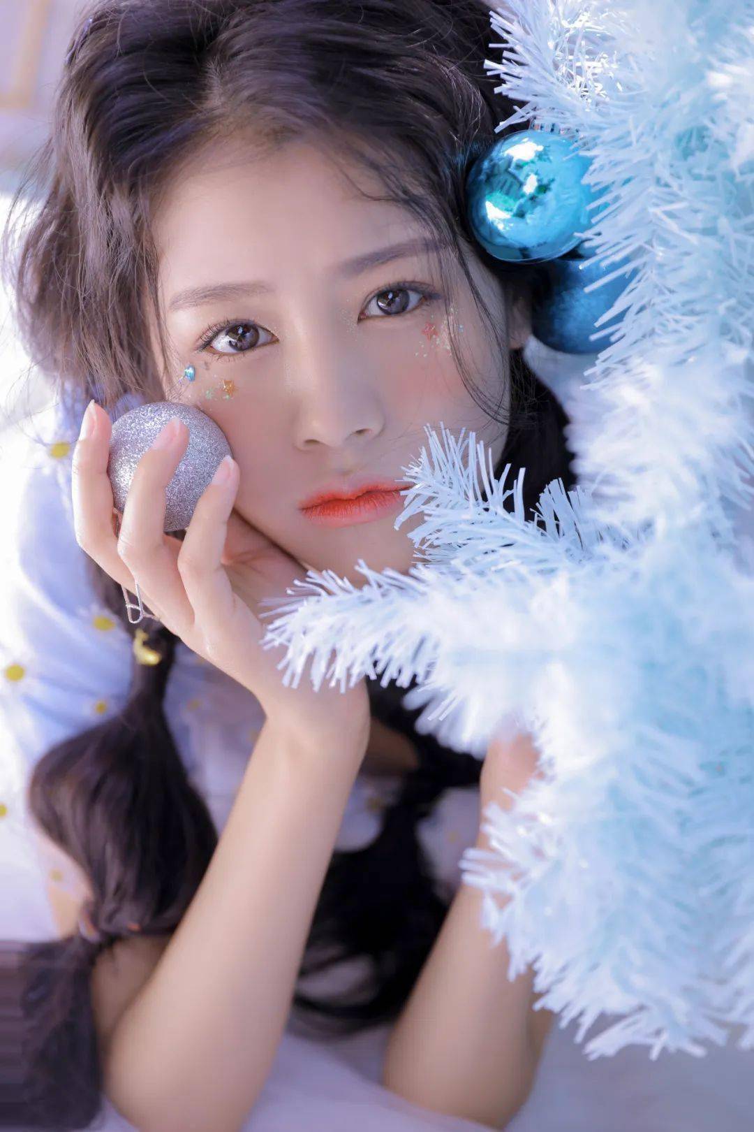 凉音最新写真出炉仙气飘飘