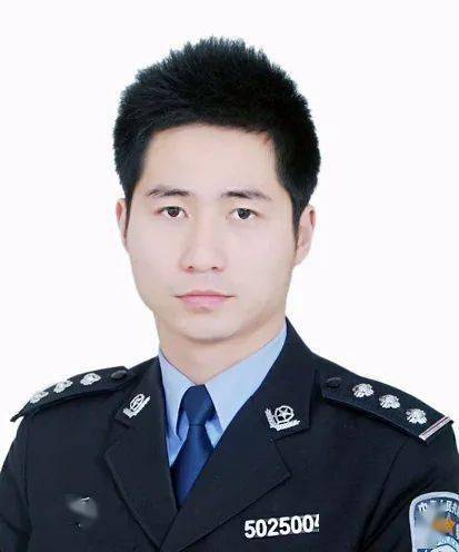 【为党献歌】来听乘风破浪的警察蜀黍用歌声为党献礼_陈宏凯