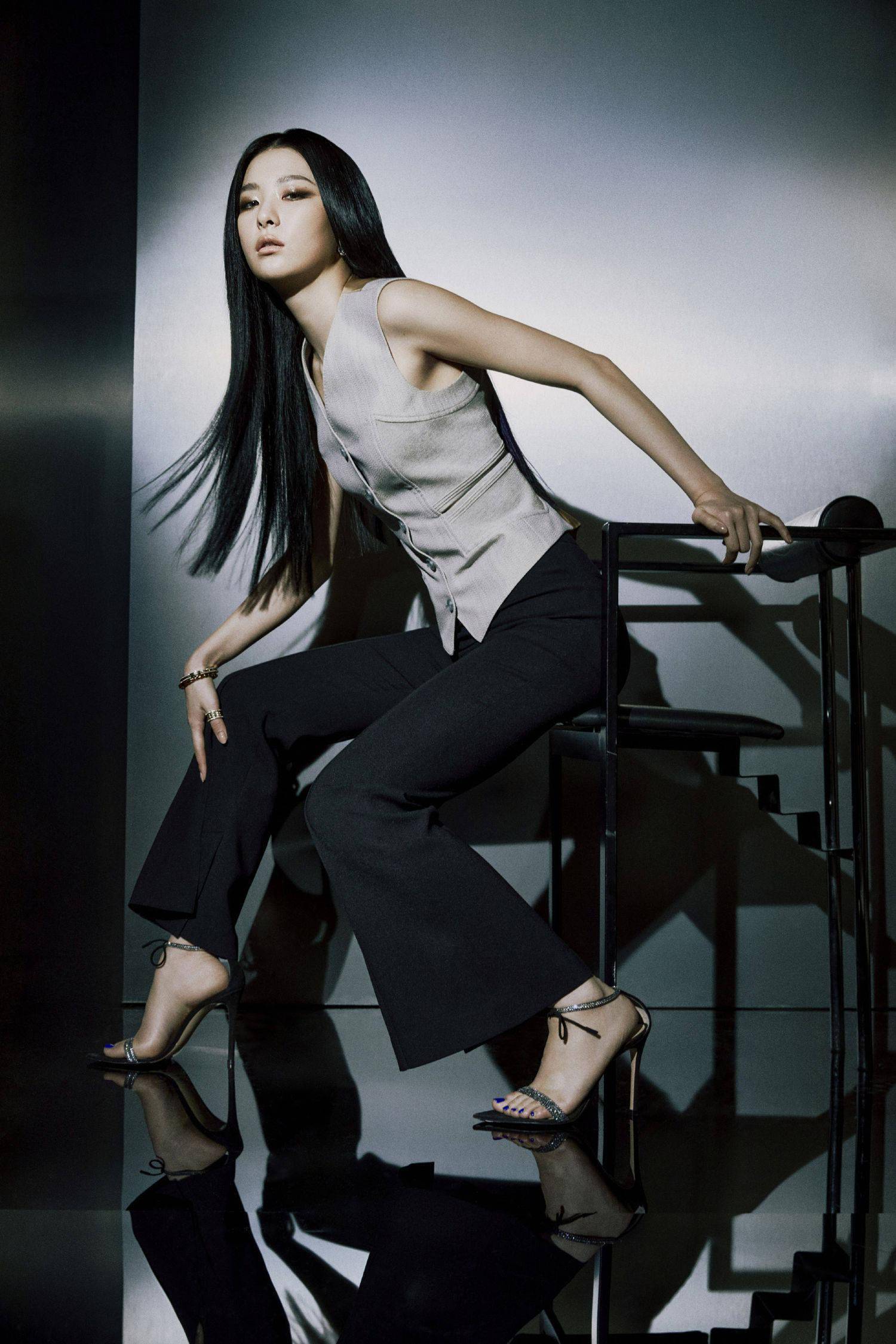 irene&涩琪《monster》预告照再公开!