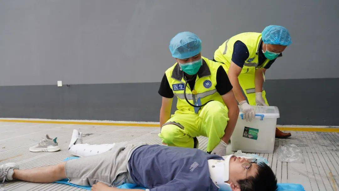 扣人心弦湖州市120急救中心德清分中心举行实战演练