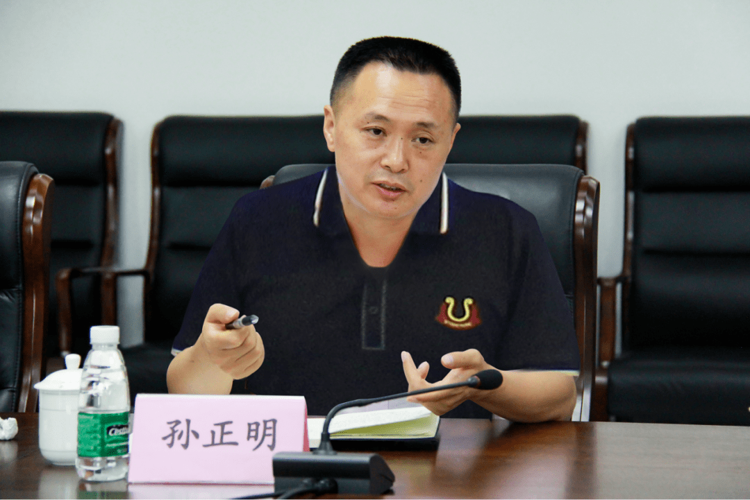 贵州安顺市副市长汪文学一行莅临迈普参观考察