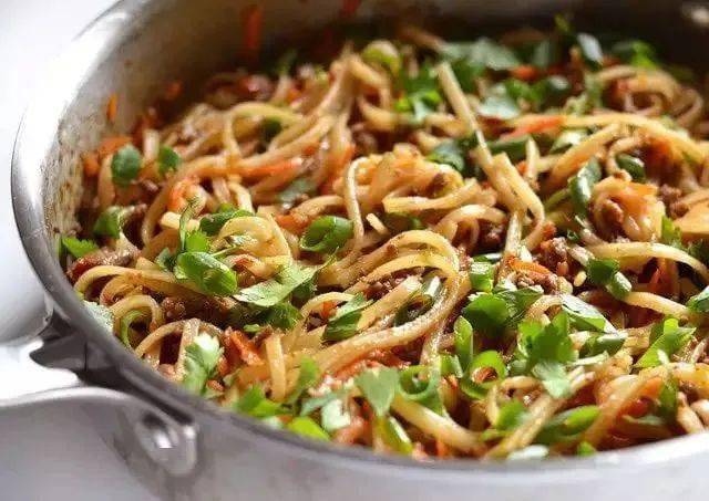 番茄酱牛肉酱原来好吃的酱料是这样做的拌面炒菜都很赞