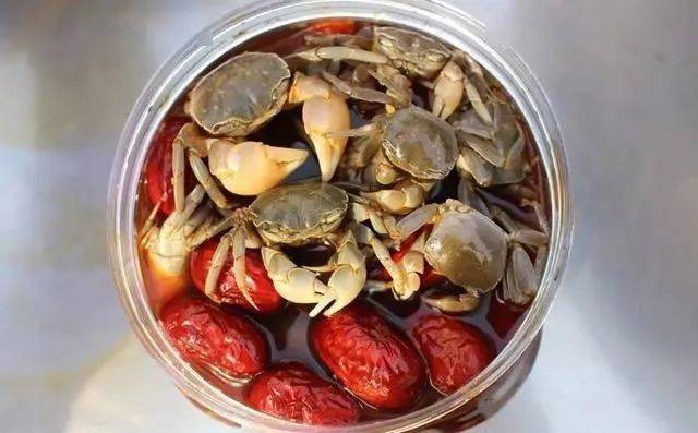 不过  只有腌透的醉蟛蜞才能吃哦