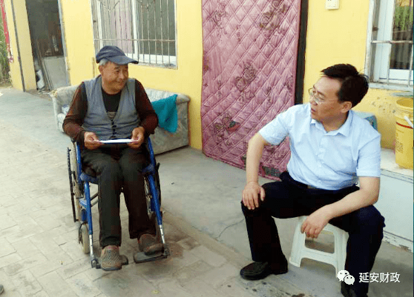 【财政要闻】走访慰问贫困户 调研座谈促发展_冯奇海