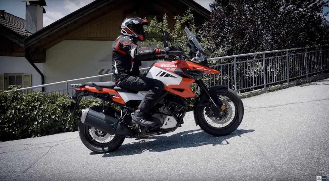 国内曝铃木公升拉力dl1050xt版的预售价为1498万元已开启预售模式