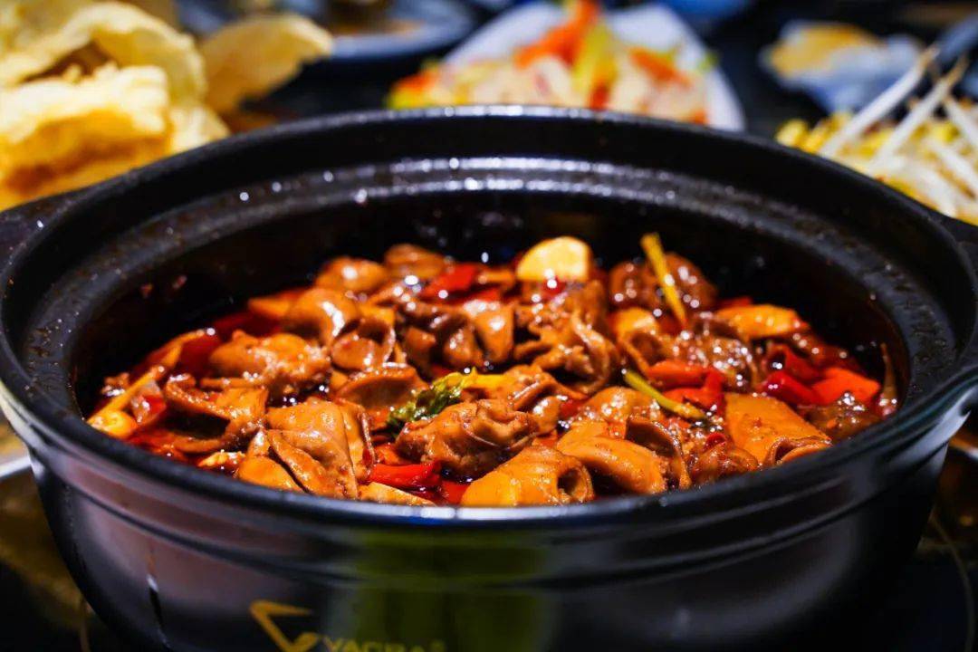 百家食坛⑤|这个很多人觉得臭的味道竟然在深圳火了20余年_肥肠