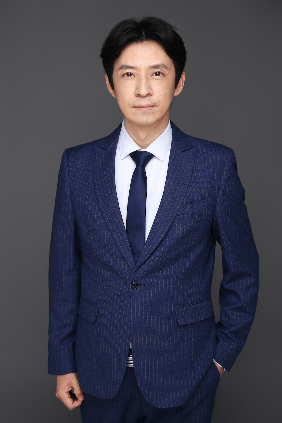 *王垚老师将作为本次影展优酷直播间主持人