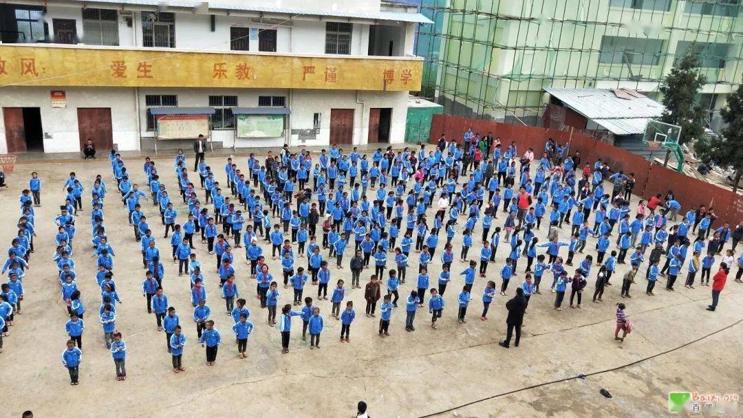 2019年四川布拖县两校校服项目总结 | 百蹊反馈