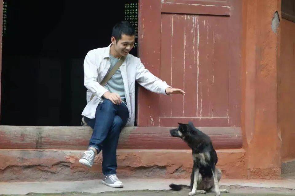 厉害新华社纪录片登珠峰的人配音原来是他