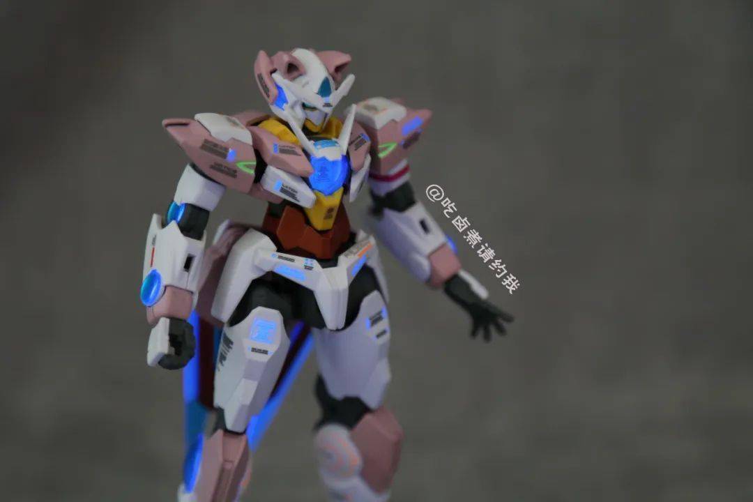 听说粉色和猫耳ooq更配