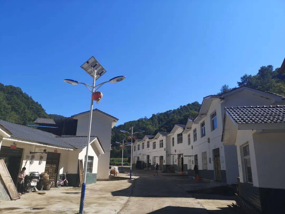 【走向我们的小康生活之十三】幸福家园之黄钟镇桂家河村大坝子_手机