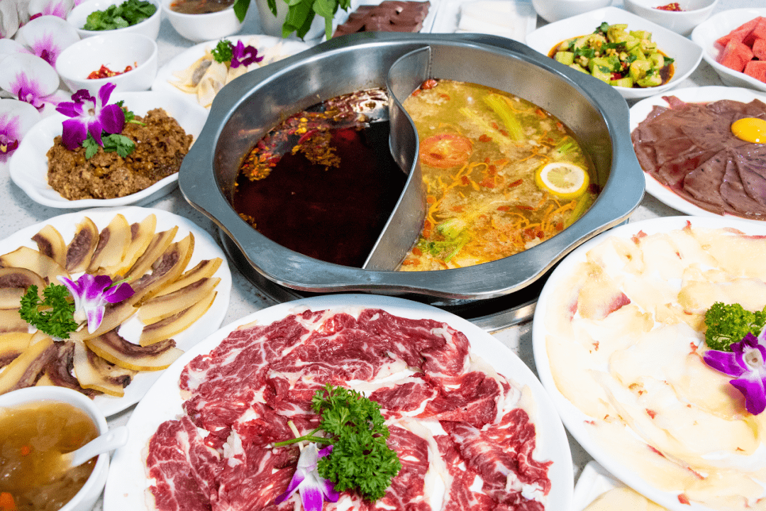 18元定金抢255元宰牛匠全牛宴鲜货火锅2-4人套餐!