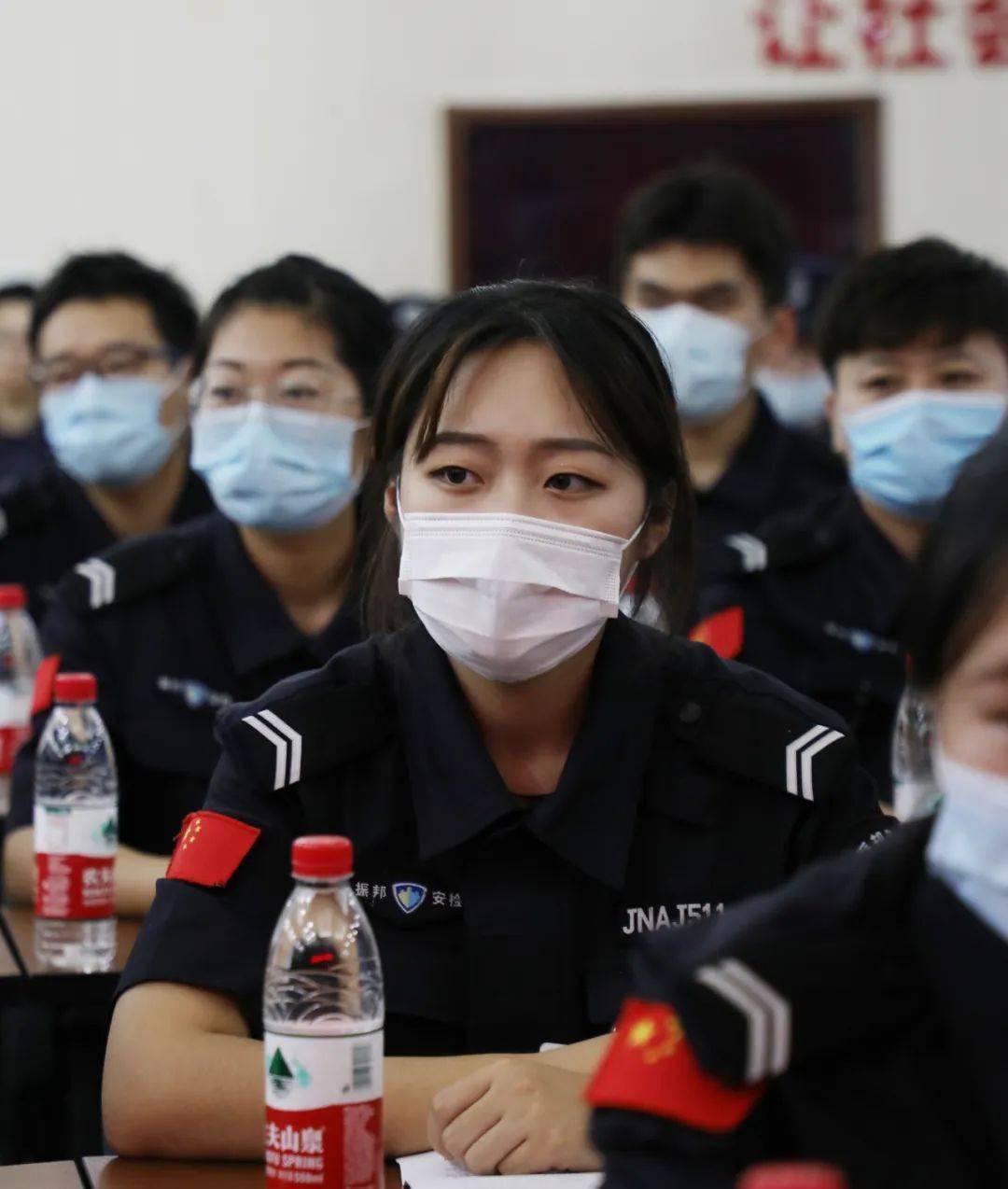 直击短板,促进提升—振邦保安天桥分公司暑运安检培训正在进行