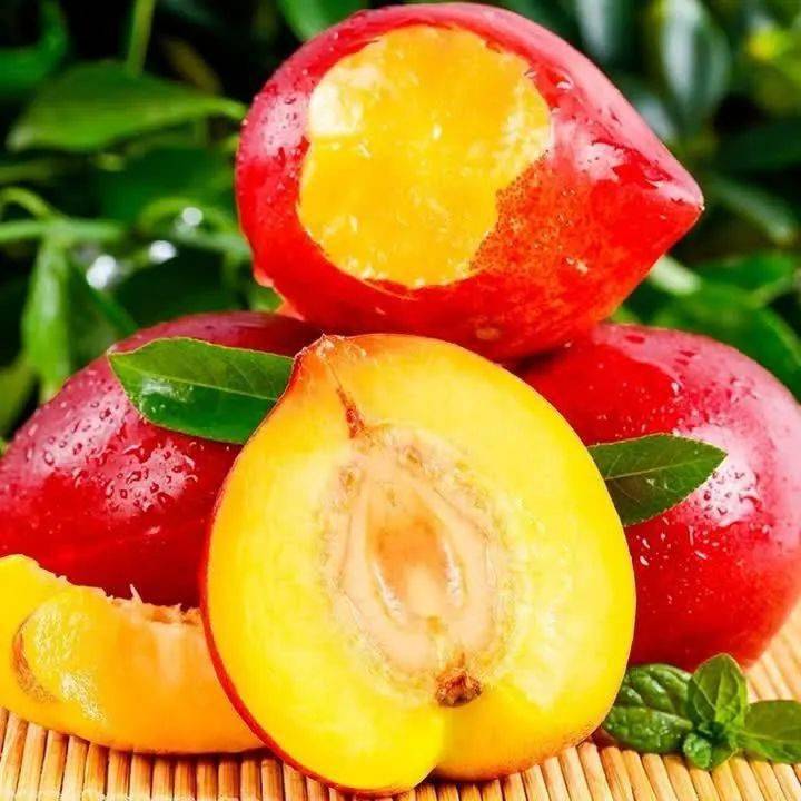 【文广优选】世业洲开心农场无公害水果: 油桃(6斤/箱)_镇江