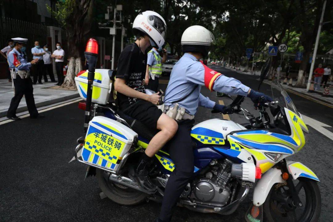 考生第二天跑错考场_考场错考生跑天涯怎么办_考试跑错考场