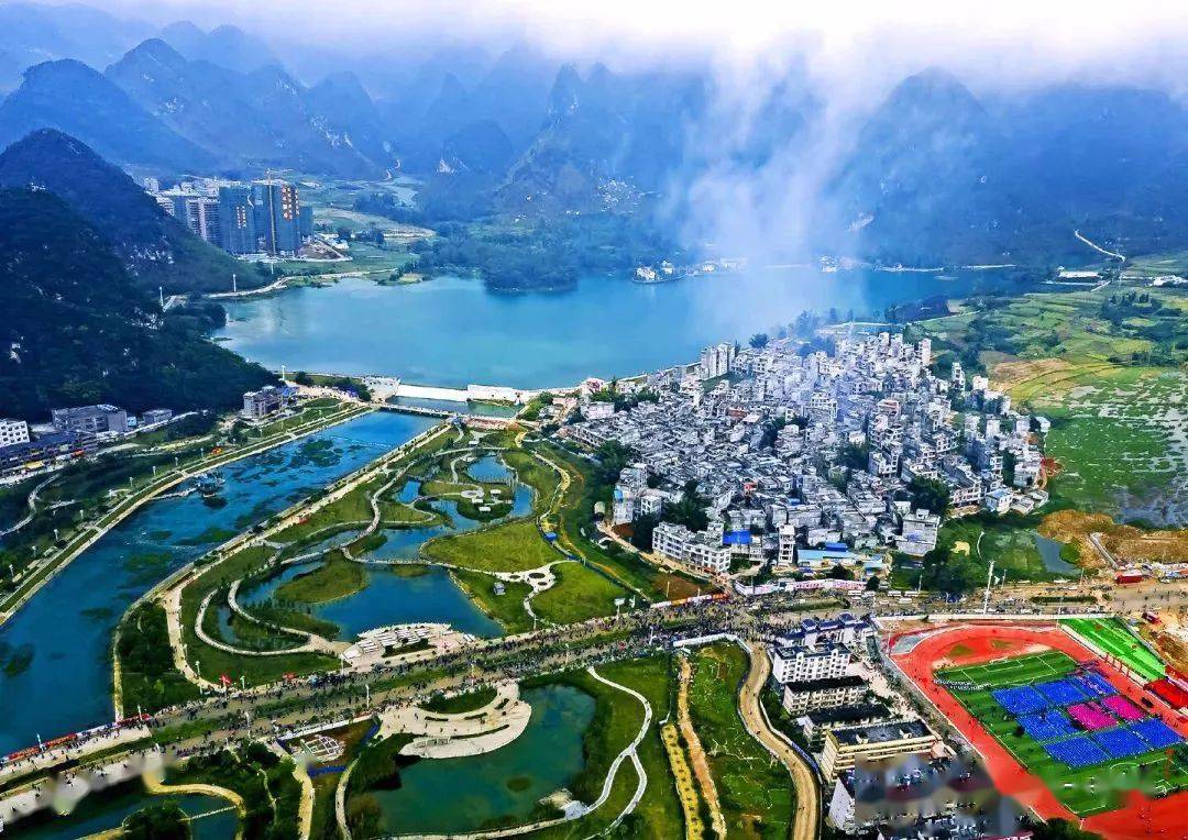 中国"绣球之乡"的山楂树之"恋"_靖西