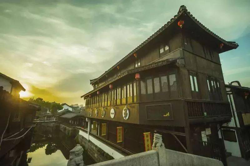 新场古镇地 址:新场镇海泉街128号书院人家地 址:临港大道3500弄1-29